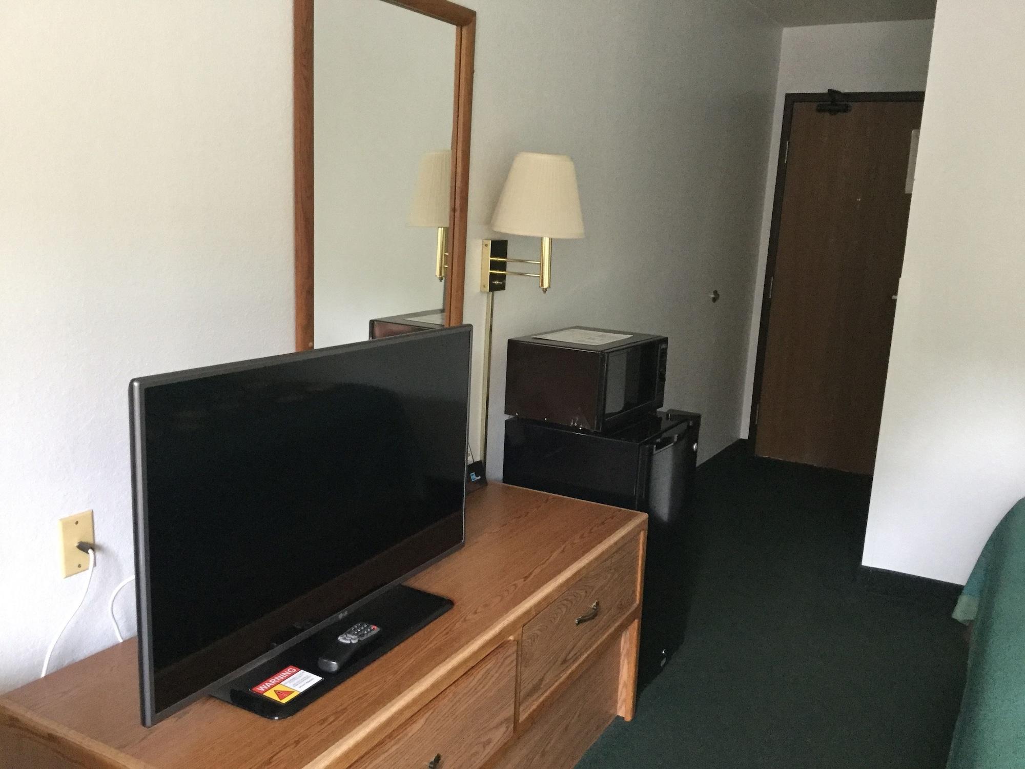 Super 8 By Wyndham New Stanton Hotel Ngoại thất bức ảnh