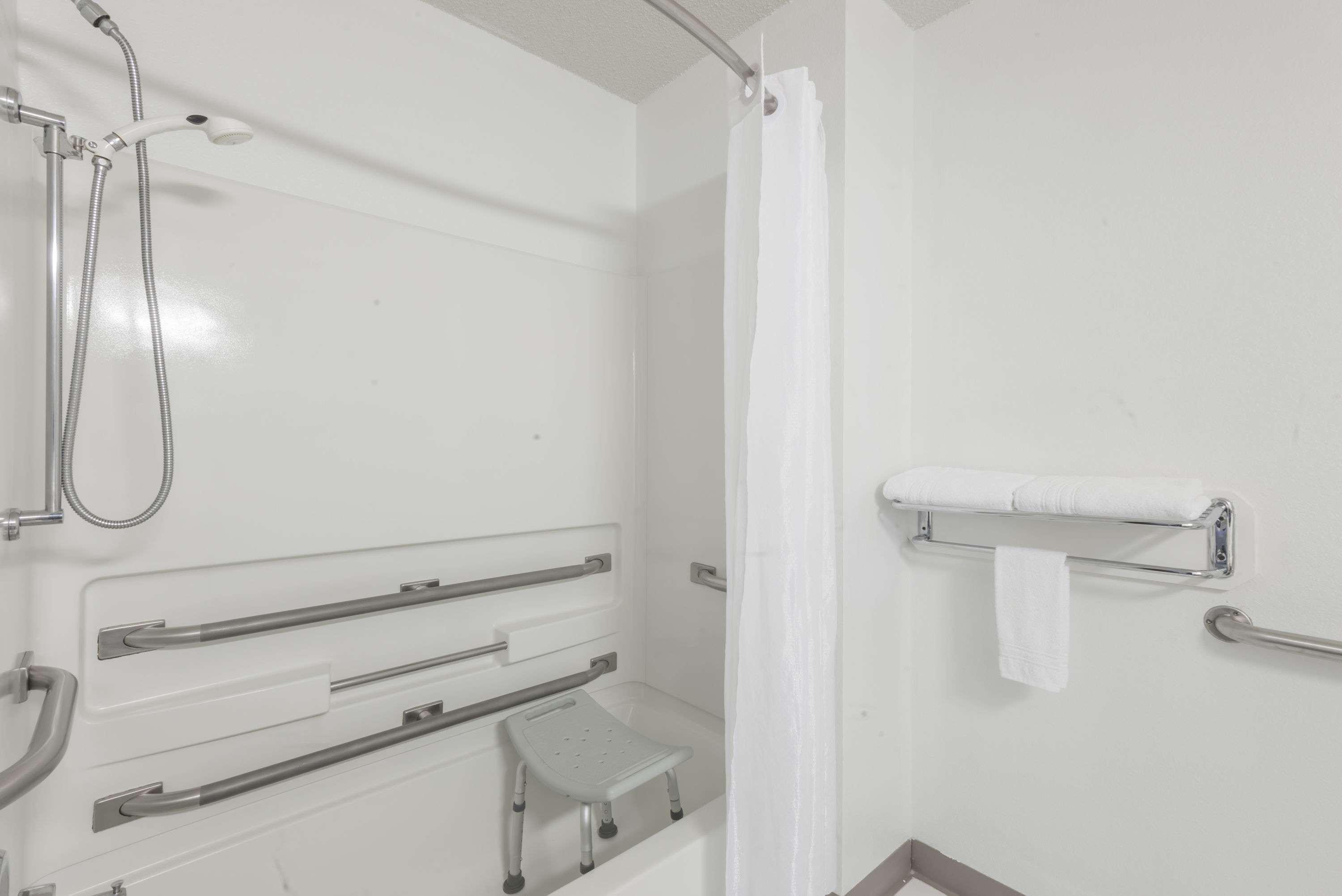 Super 8 By Wyndham New Stanton Hotel Ngoại thất bức ảnh